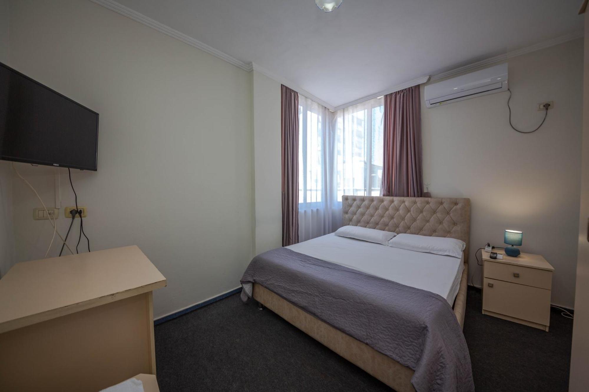 Hotel 3A Tiranë Luaran gambar